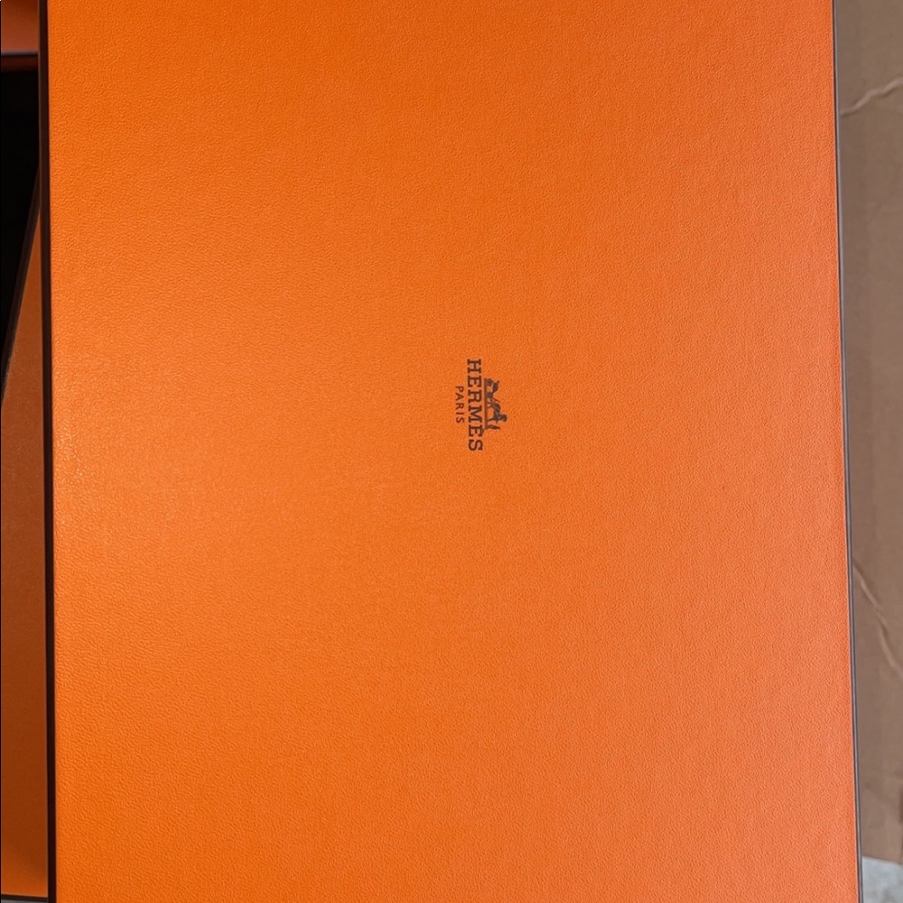 Hermes Box CLEAN no stickers